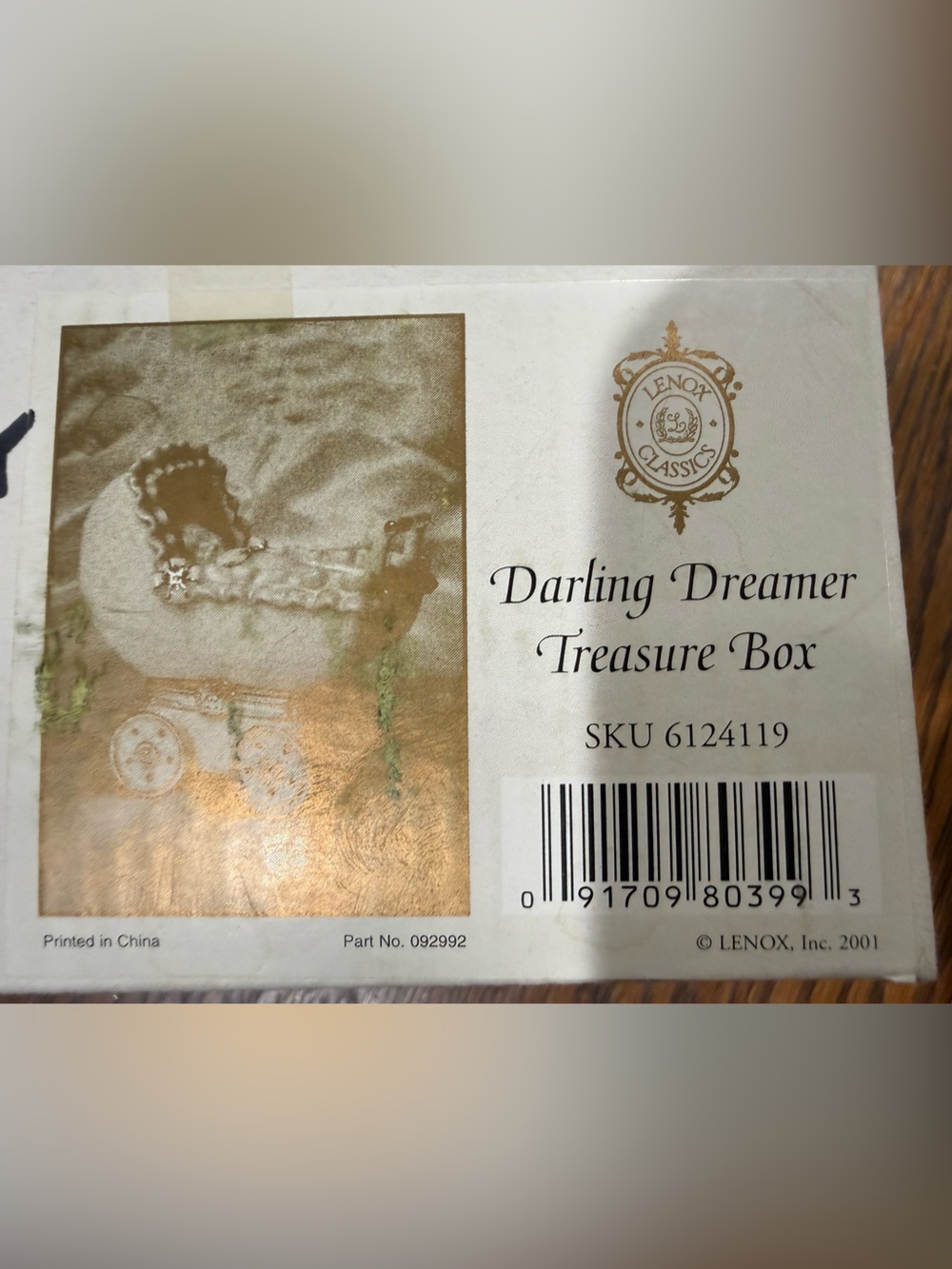 Lenox Treasures - Gold and White Darling Dreamer Keepsake Box